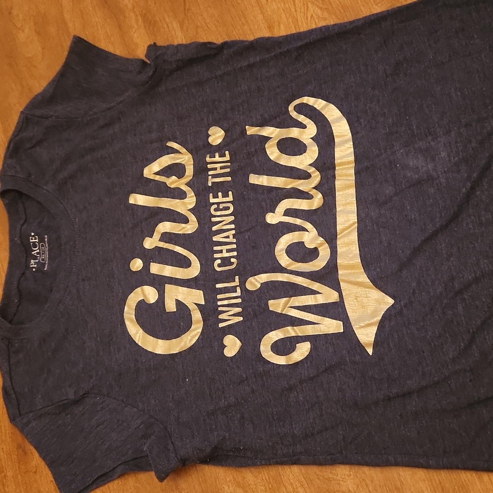 Girls' t-shirt, size XL 14